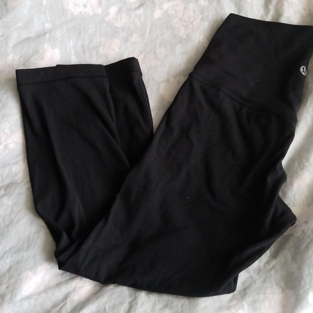 Lululemon align crops